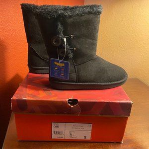 BRAND NEW Sonoma Lifestyle "SNTILLY" Black Boots with Fur Lining Size 2 Kids